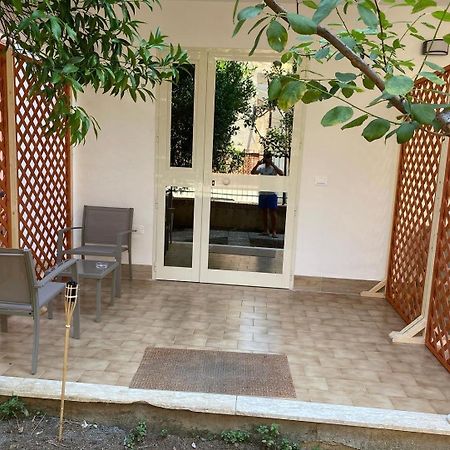 Bed and Breakfast Dimora Leone Diamante Esterno foto