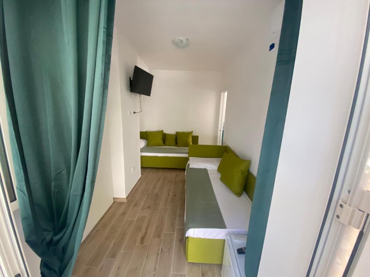 Bed and Breakfast Dimora Leone Diamante Esterno foto